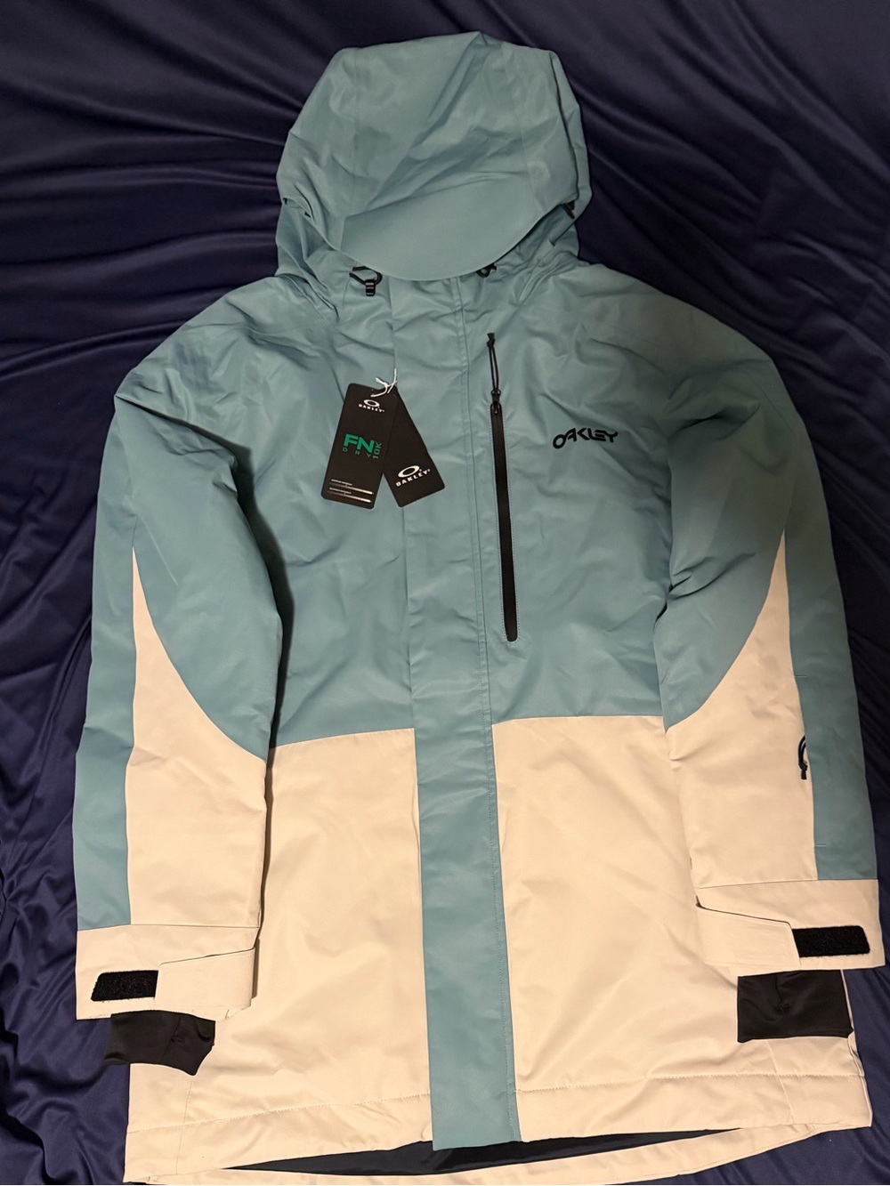 Oakley Two-Tone Thermonuclear TBT Insulated Ski Jacket with Hood